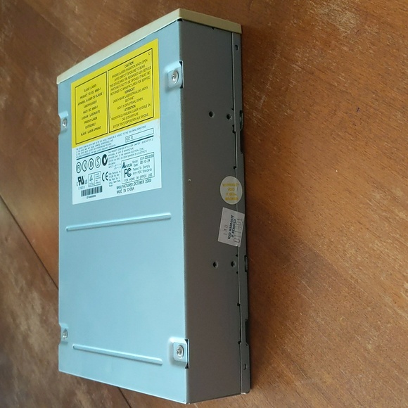 Internal 52Xmax CD ROM Drive for PC - Picture 4 of 5